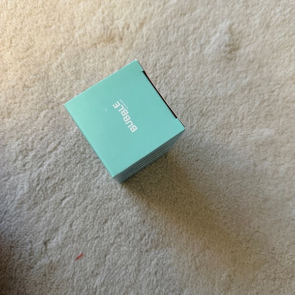 Bubble Hydrating Moisturizer - brand new - Picture 5 of 6